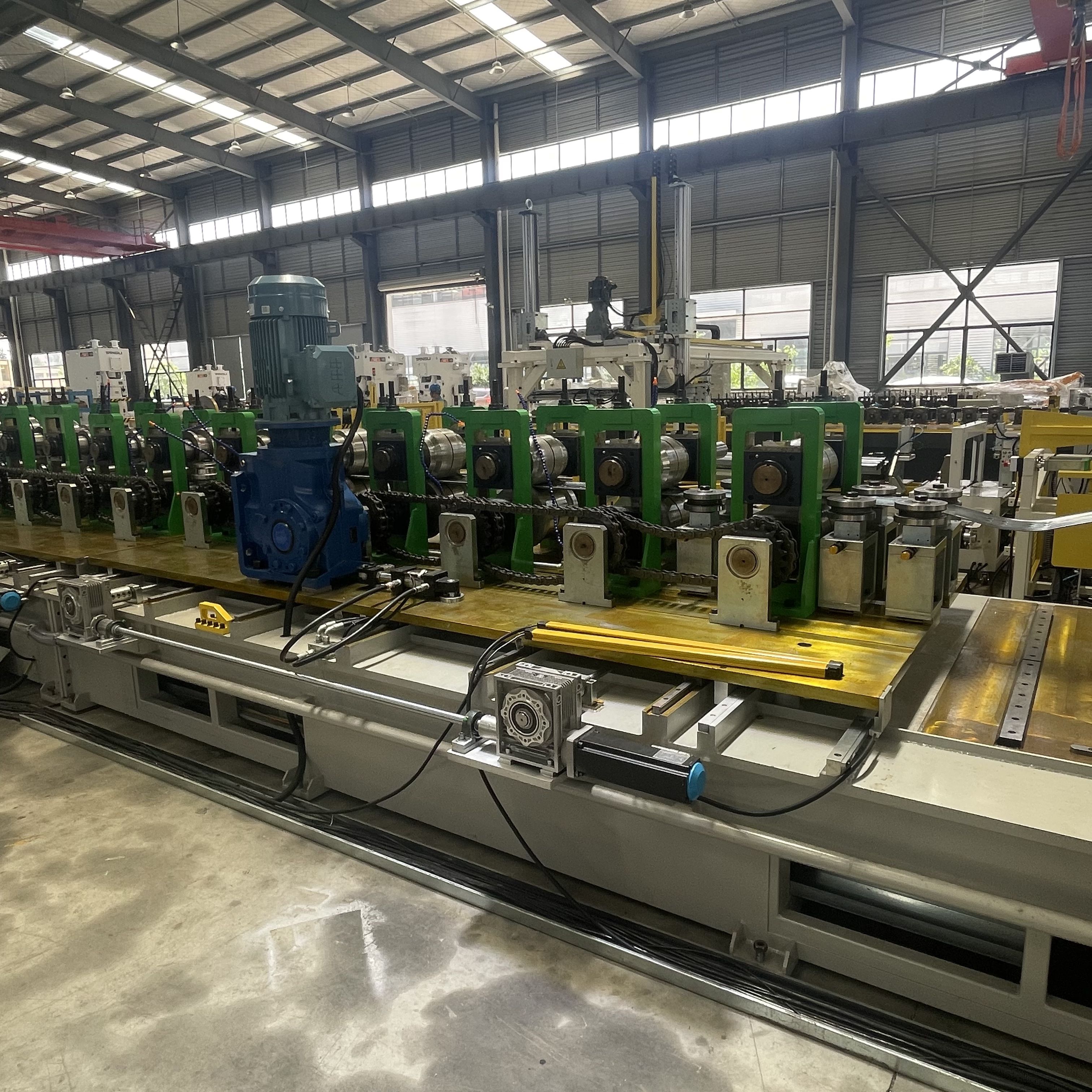 Mesin Roll Forming Z Purlin: Spesifikasi, Kecepatan dan Panduan Pembelian | Sihua